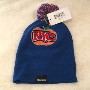 ❄️Burnies NYC beanie hat with Pom Pom